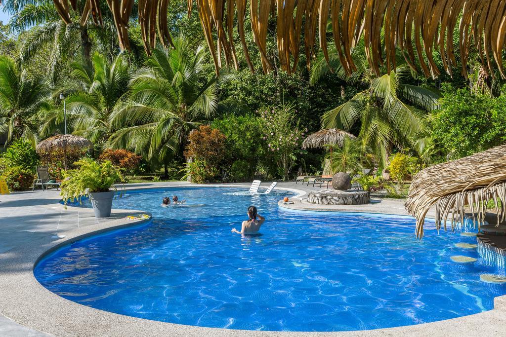 Hotel Suizo Loco Lodge & Resort Cahuita Kültér fotó