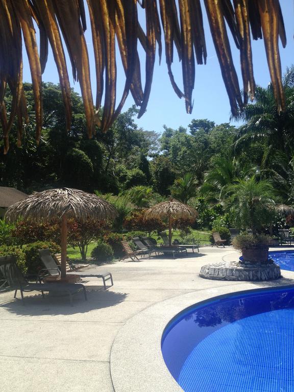 Hotel Suizo Loco Lodge & Resort Cahuita Kültér fotó