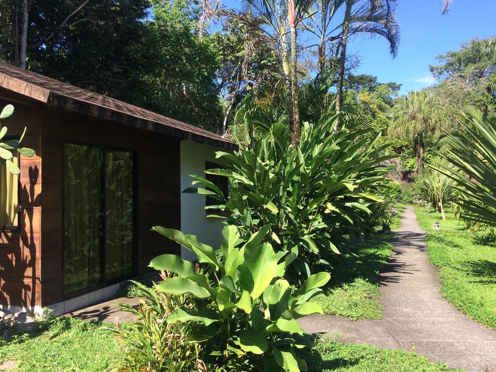 Hotel Suizo Loco Lodge & Resort Cahuita Kültér fotó