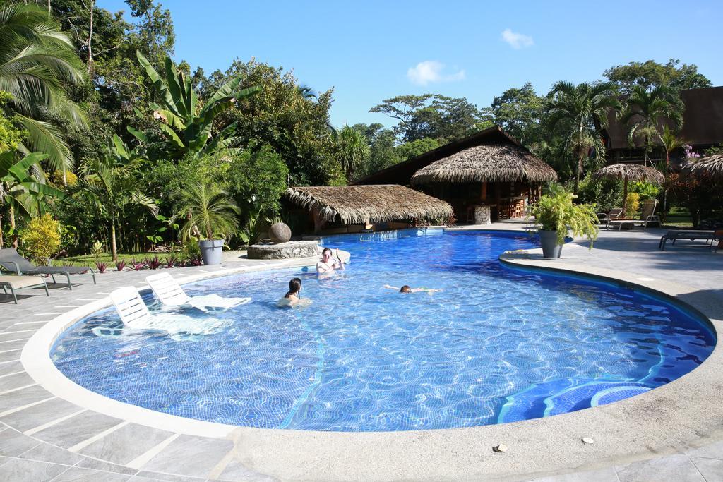Hotel Suizo Loco Lodge & Resort Cahuita Kültér fotó